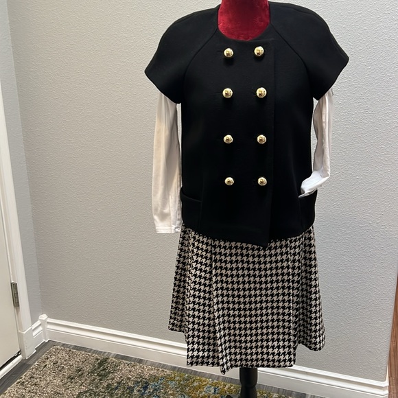 Kate Spade Black Vest gold buttons size 8 - Picture 9 of 9